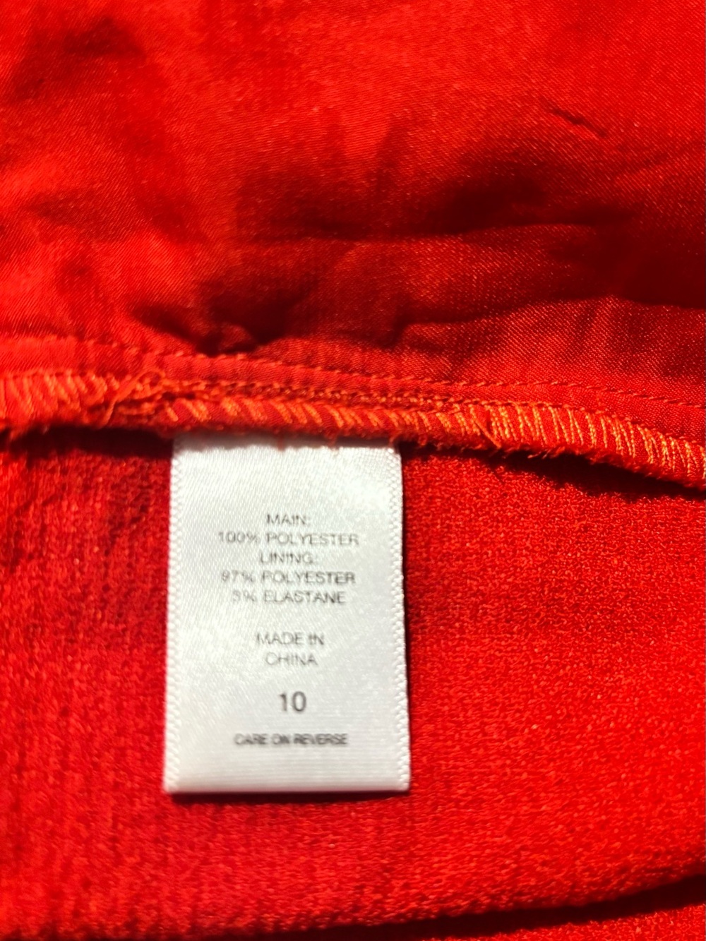 Elegant Red Wide-Leg Jumpsuit with Belt. New York & Company. Size 10 - Picture 13 of 14